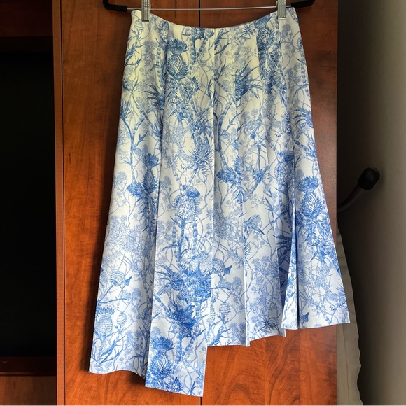 NWT Cedric Charlier Fantasy Print White on Garmentory Skirt / Size 6 - Picture 2 of 16